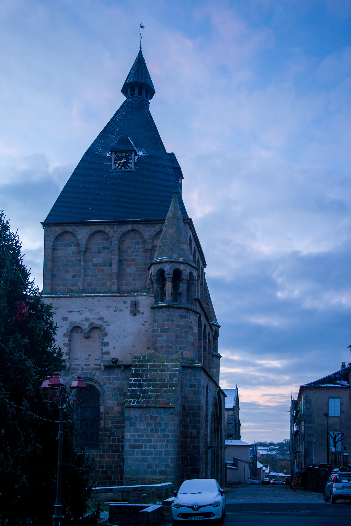 Clocher de la collégiale un matin d’hiver
