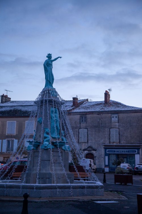 Place Charles de Gaule enneigée